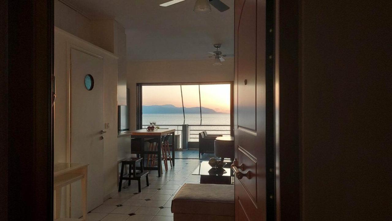 Апартаменты Loutraki Bay Экстерьер фото